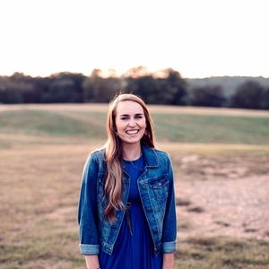 Meet your Posher, Kelsey